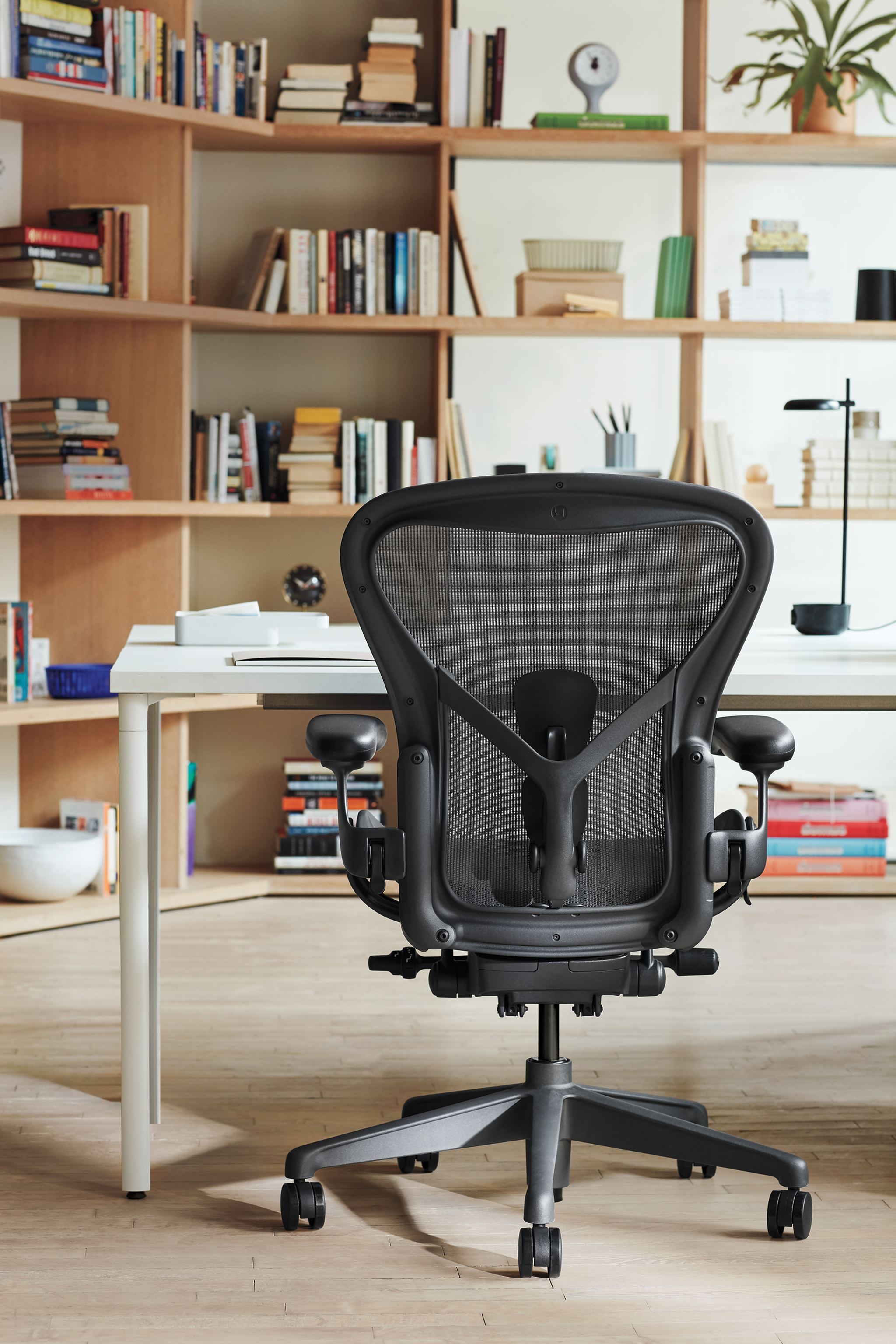 Herman Miller Aeron Chair — The Ultimate Ergonomic Seating Solution for Your Workspace