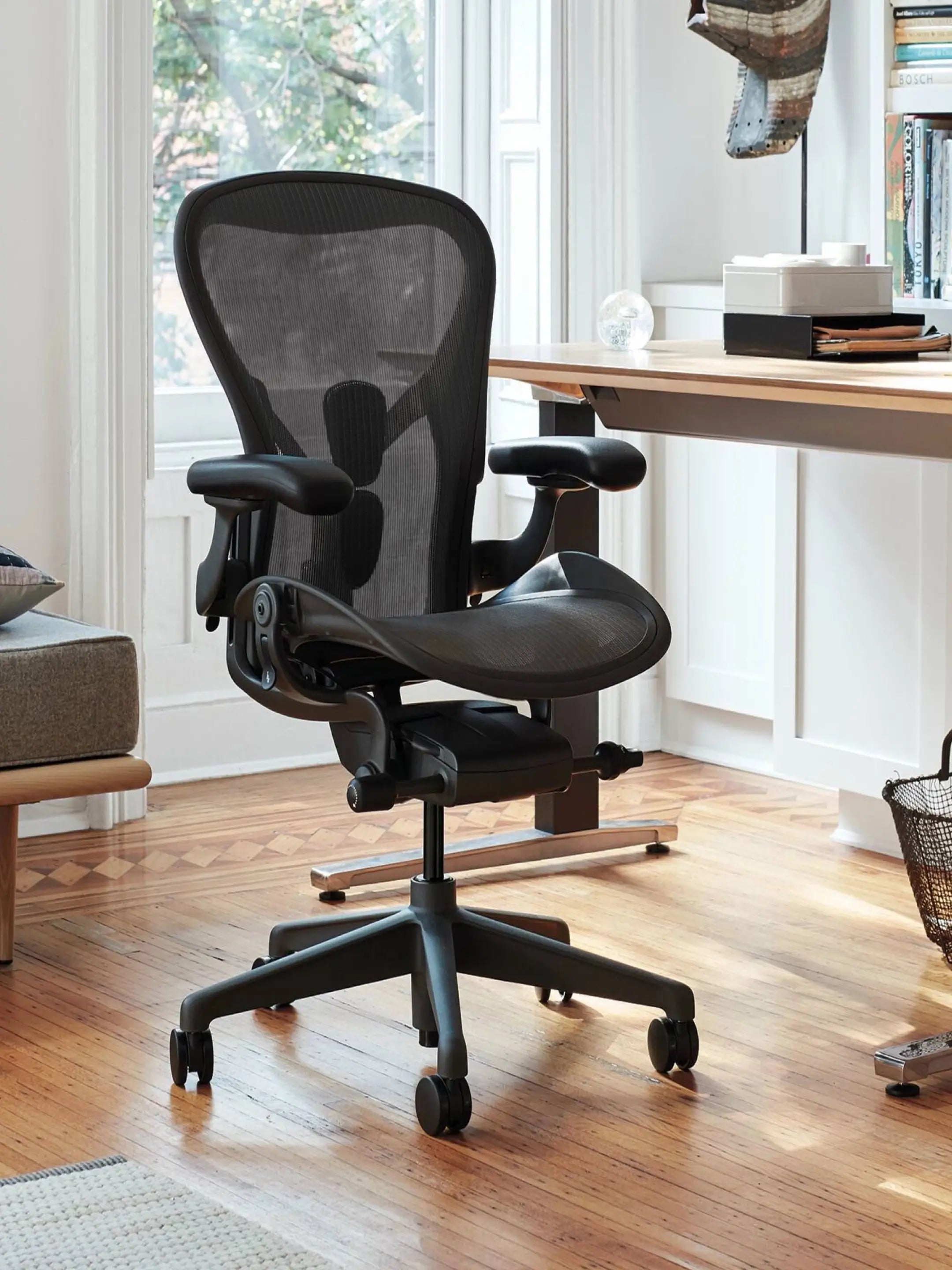 Aeron full option graphite